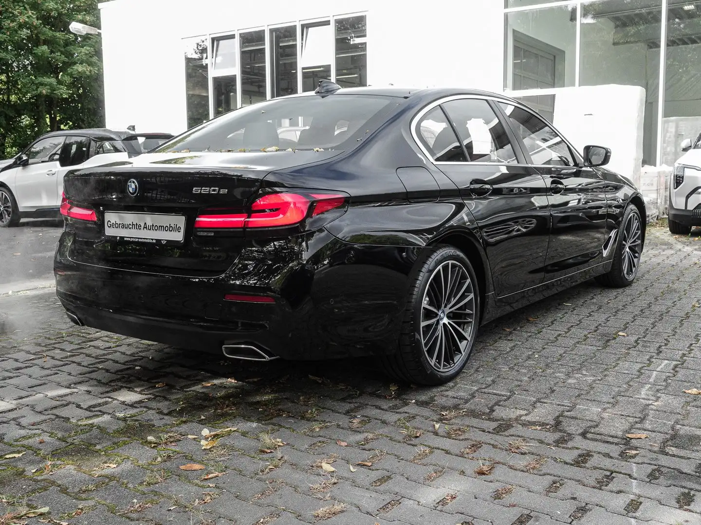 BMW 520 e Aut. AHK RFK NAVI LED Sound Syst. PDC V+H DAB Nero - 2