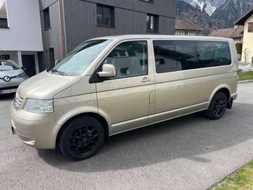 Caravelle 2,5 TDI 4motion D-PF