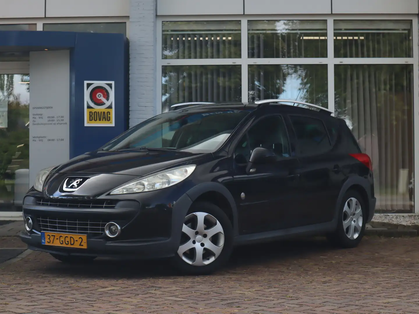 Peugeot 207 SW Outdoor 1.6 VTi XS Schwarz - 1