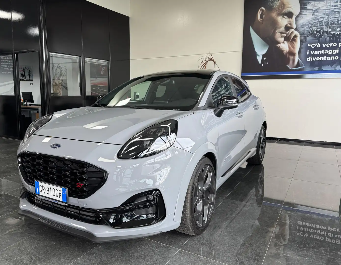 Ford Puma 1.5 Ecoboost ST 200CV Gris - 1