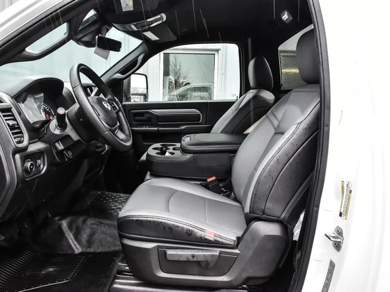 RAM 5500 снимка RAM 5500