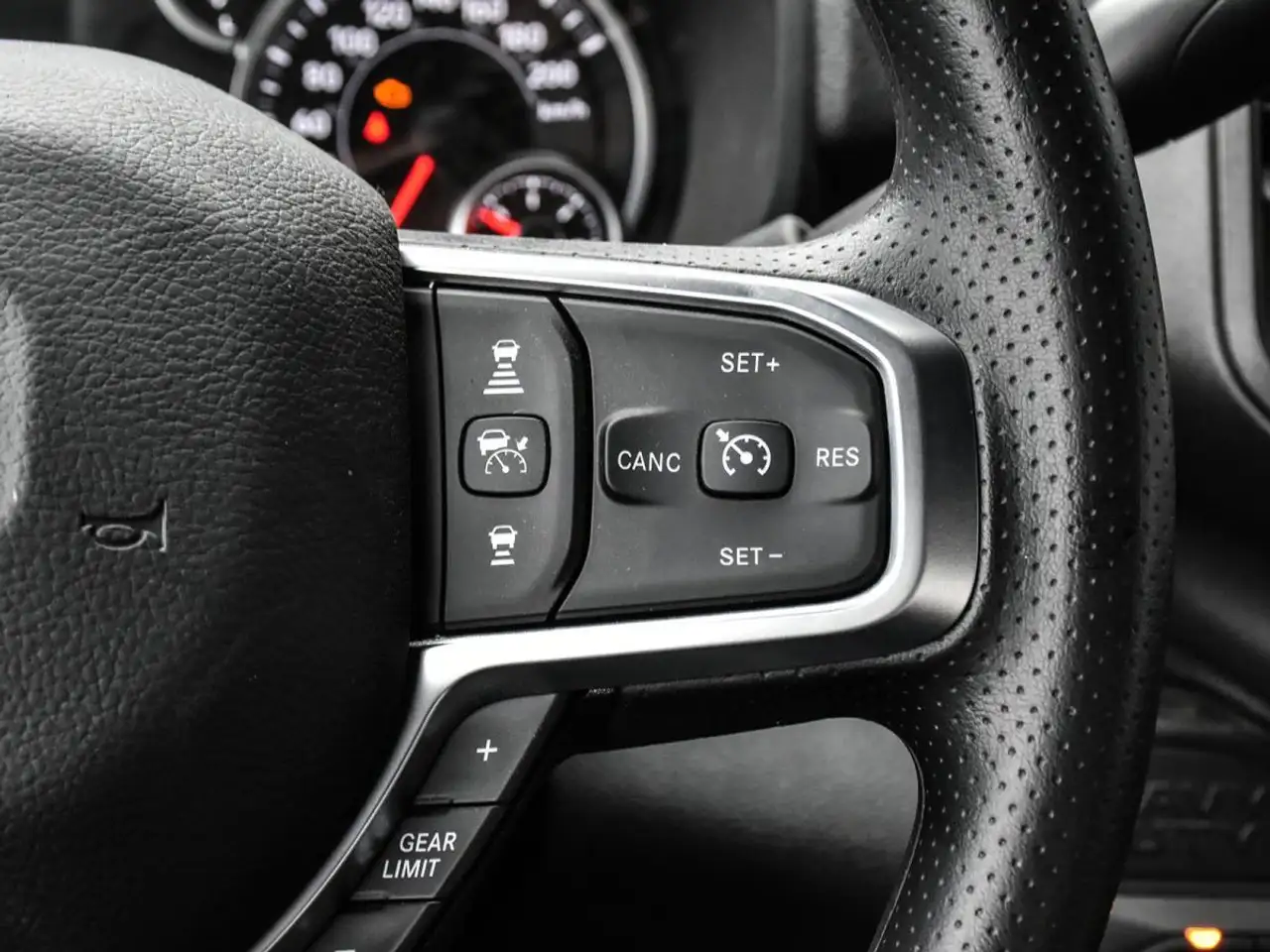RAM 5500 снимка RAM 5500