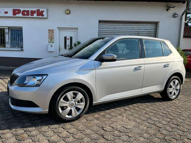 Imagine Skoda Fabia 1.0 MPI