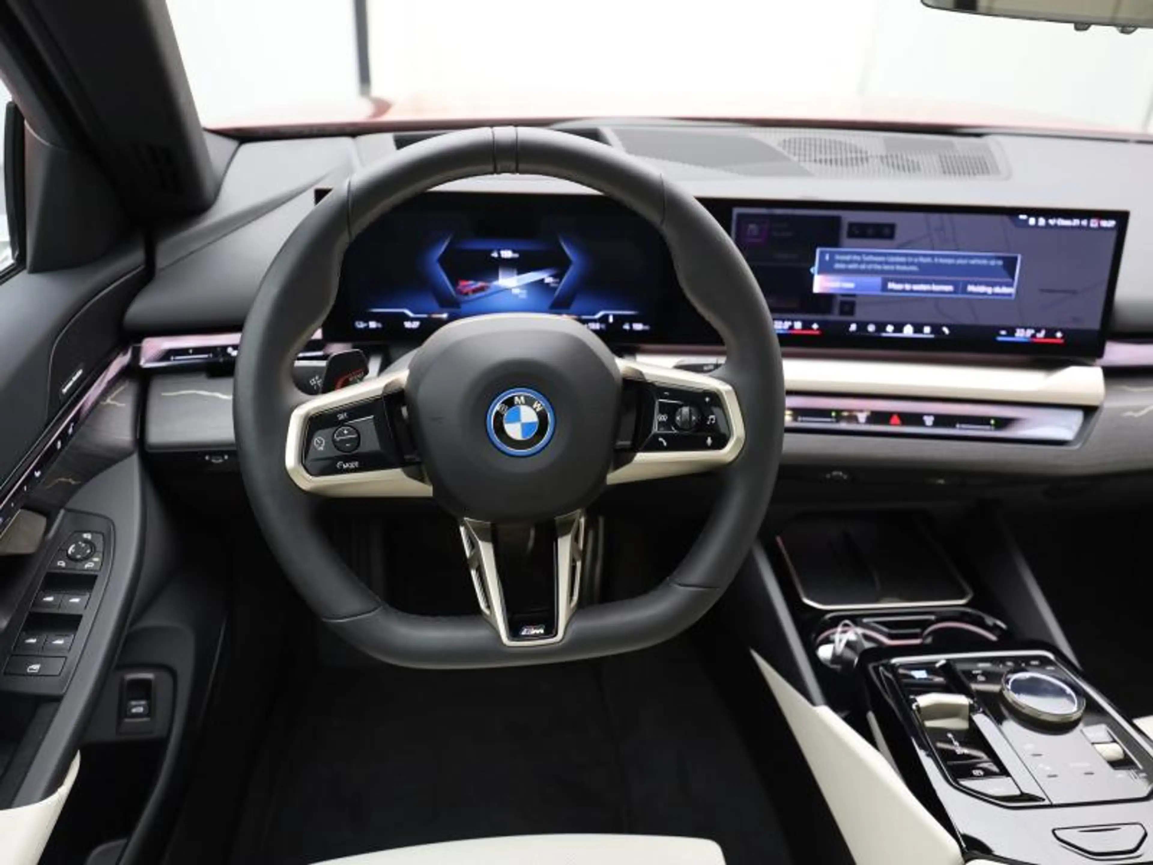 BMW i5 M SPORT - PANODAK - ACC - HARMAN KARDON — photo 9