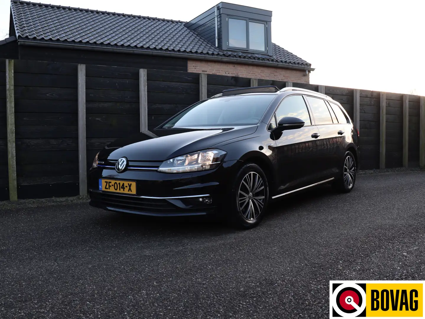 Volkswagen Golf Variant 1.5 TSI Comfortline Business | PANO | LED | CLIMA Schwarz - 1