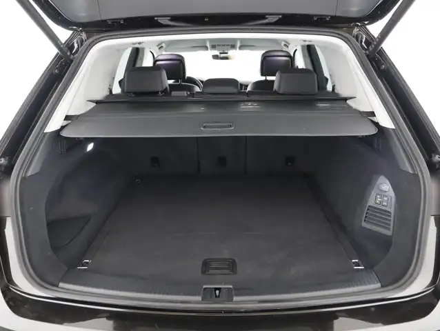 Volkswagen Touareg TDI 4MOTION Ansicht 18