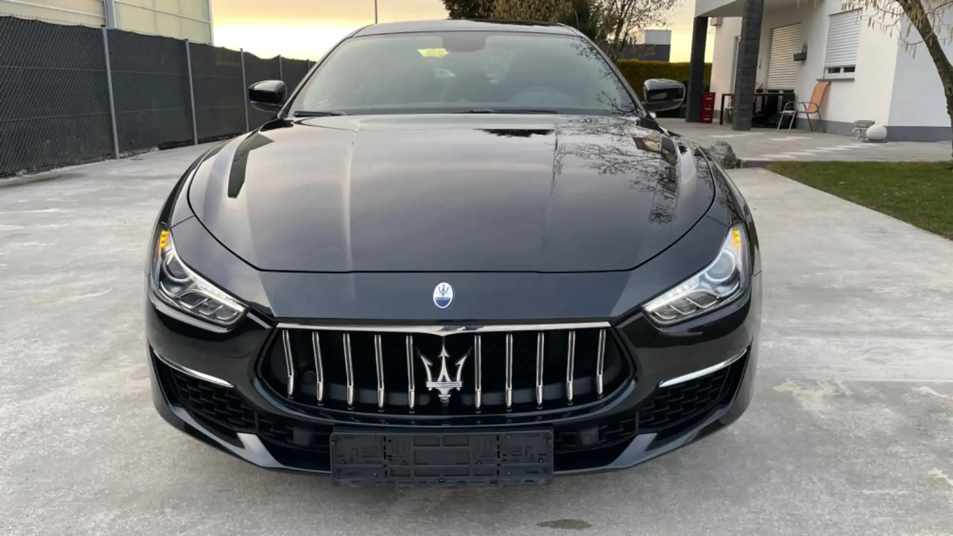 Maserati Ghibli *GT*Hybrid *ALEXA*SIRI *AppleCar*Android* Noir - 1