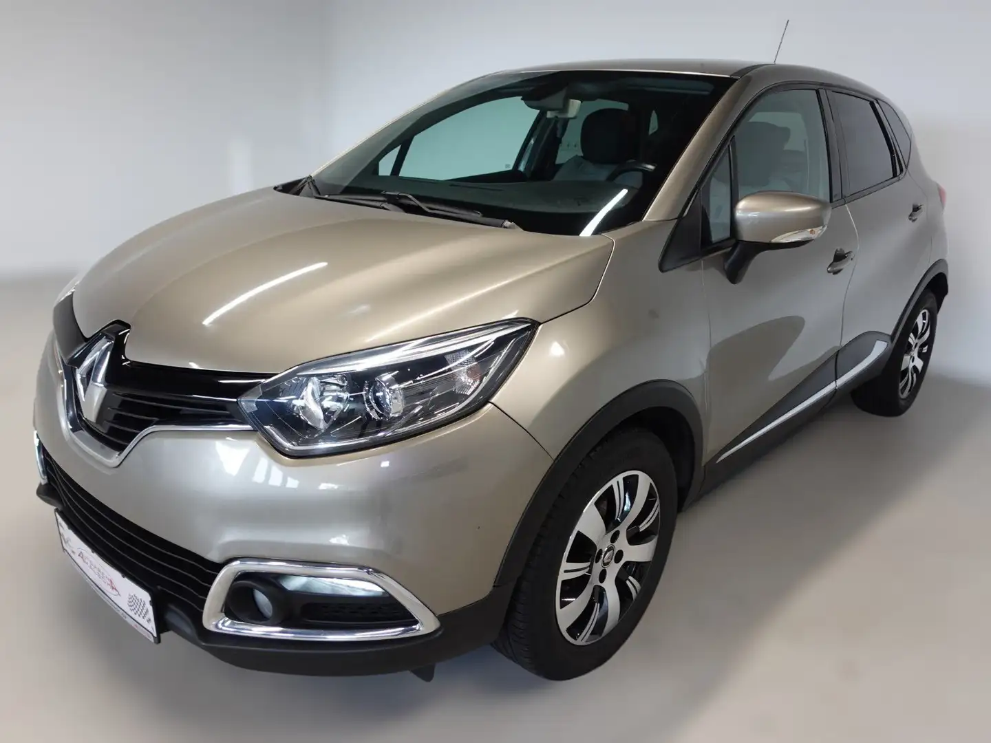 Renault Captur Luxe Klima Sitzheizung Tüv neu - 1