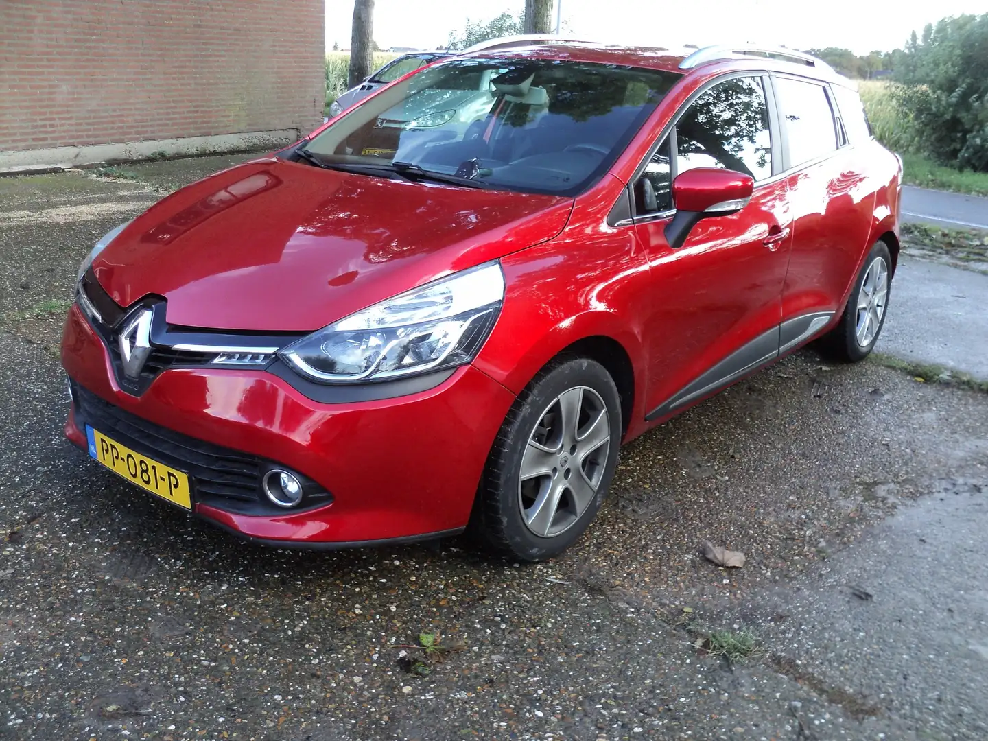 Renault Clio 0.9 TCe Iconic Rood - 2