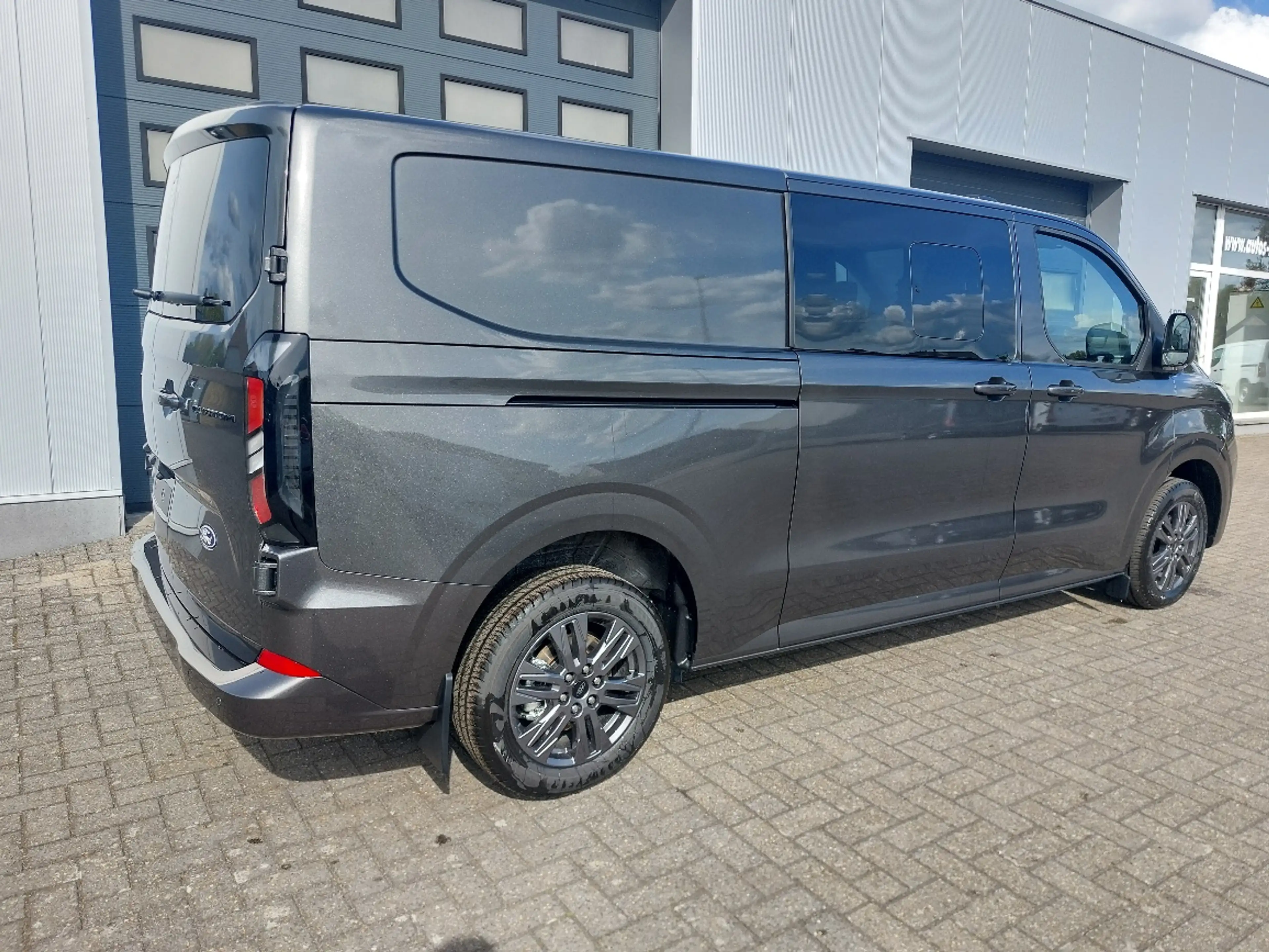 Ford Transit Custom Limited L2 170pk AUT 5pl adapt Cr, BLIS, 5j waarb — photo 3