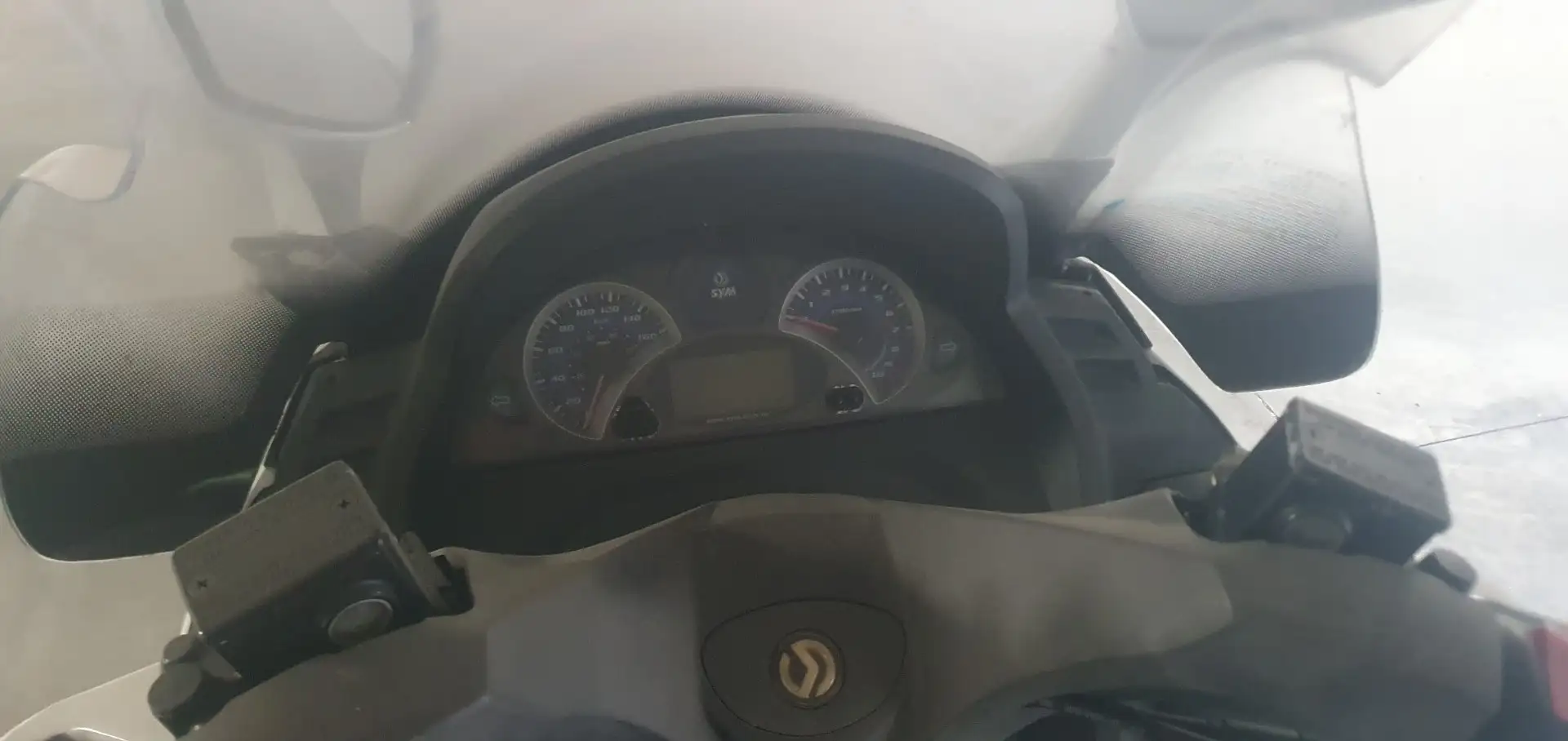 SYM Joymax 300 Белый - 1