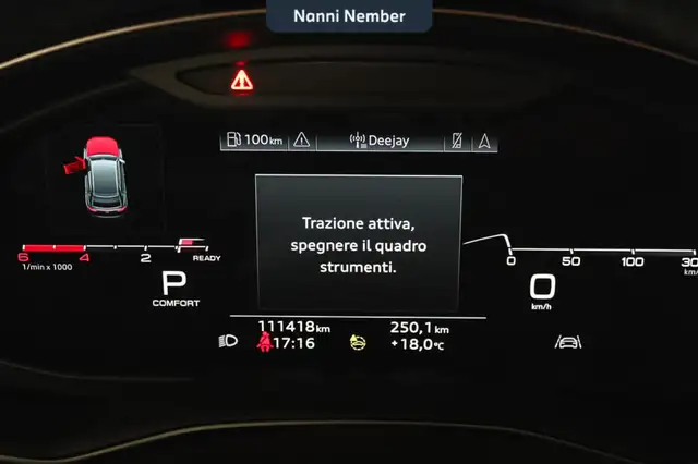 Audi Q8 view 9