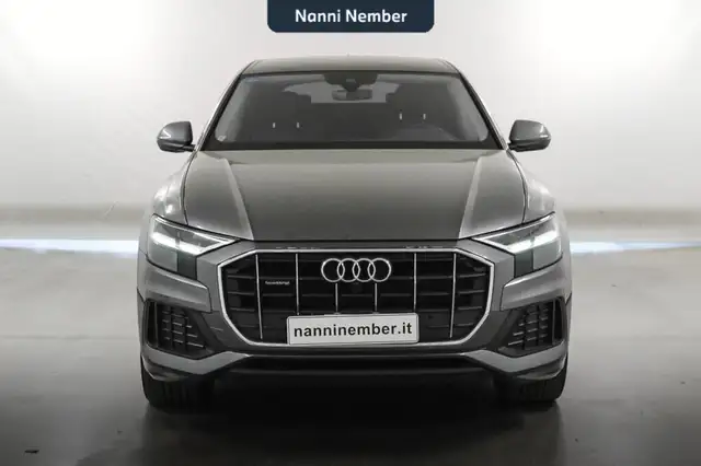 Audi Q8 view 2