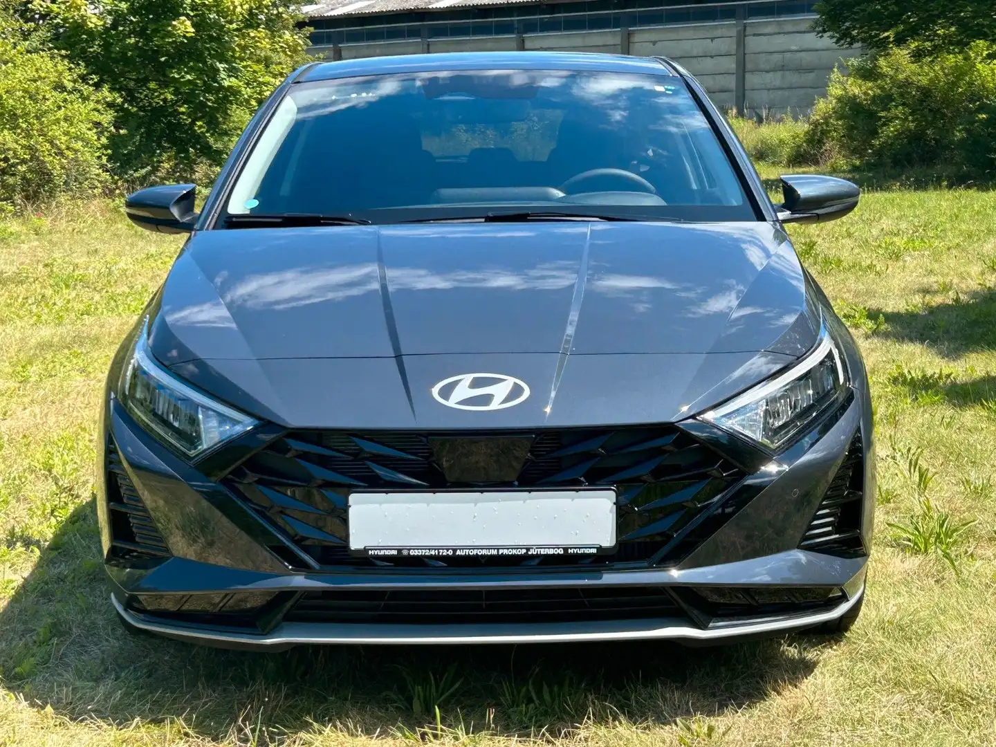 Hyundai i20 1.0 T-GDI 48V Prime *Nav*Totwinkel*LED*BOSE* Gris - 2