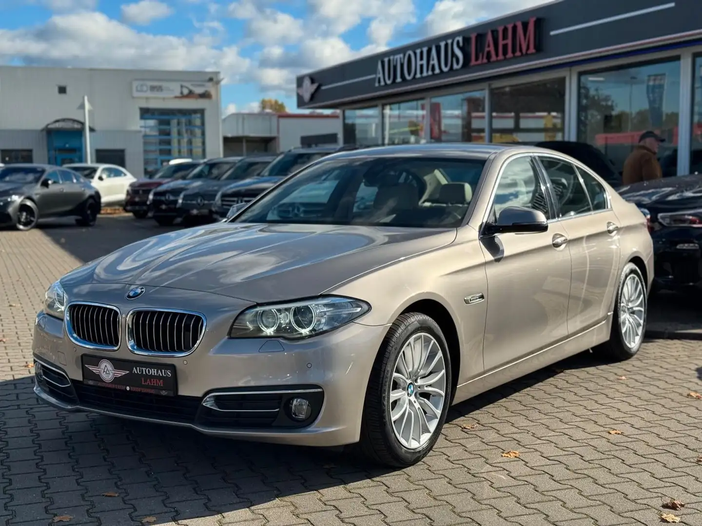 BMW 520 d Lim. Steptronic"Luxury"LEDER"HEAD UP"NAVI" Silber - 2