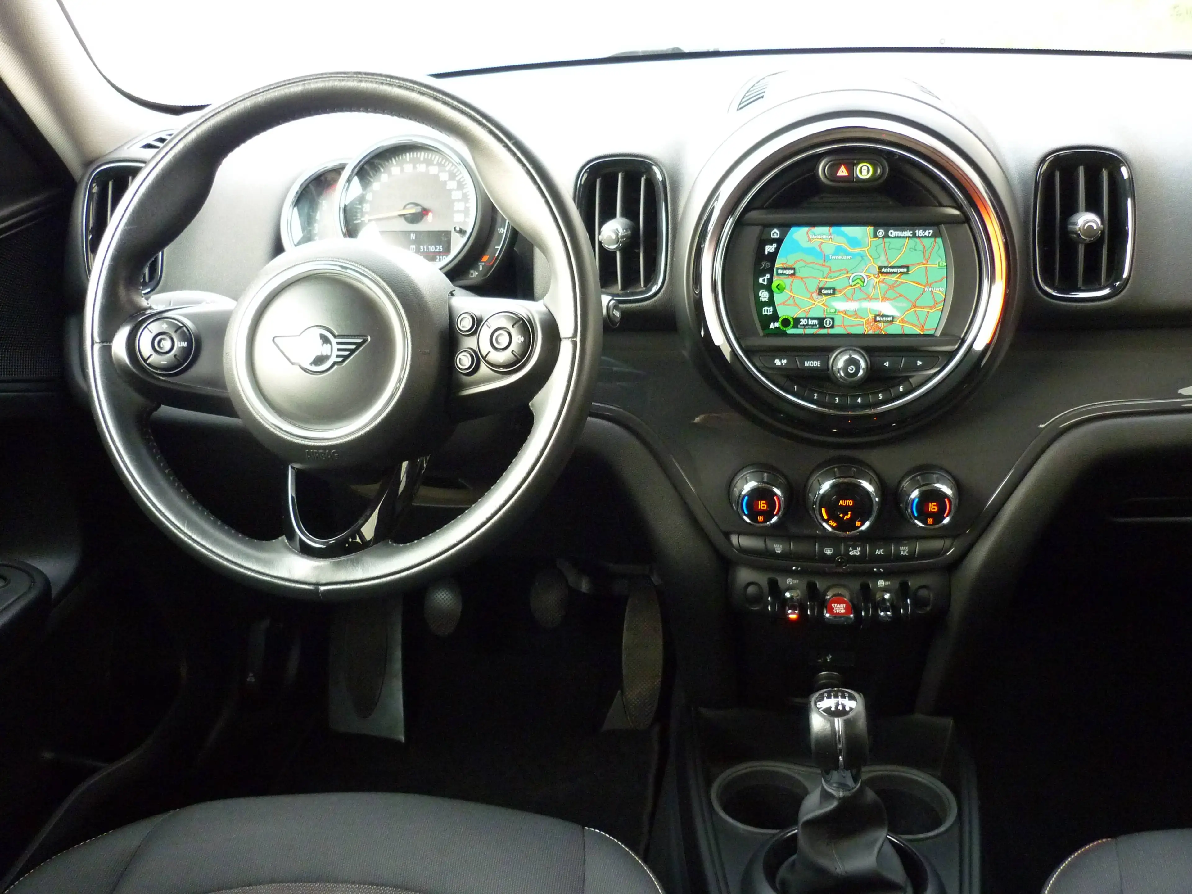 MINI One D Countryman Mini Countryman 1.5 D, Navi, Airco — photo 3