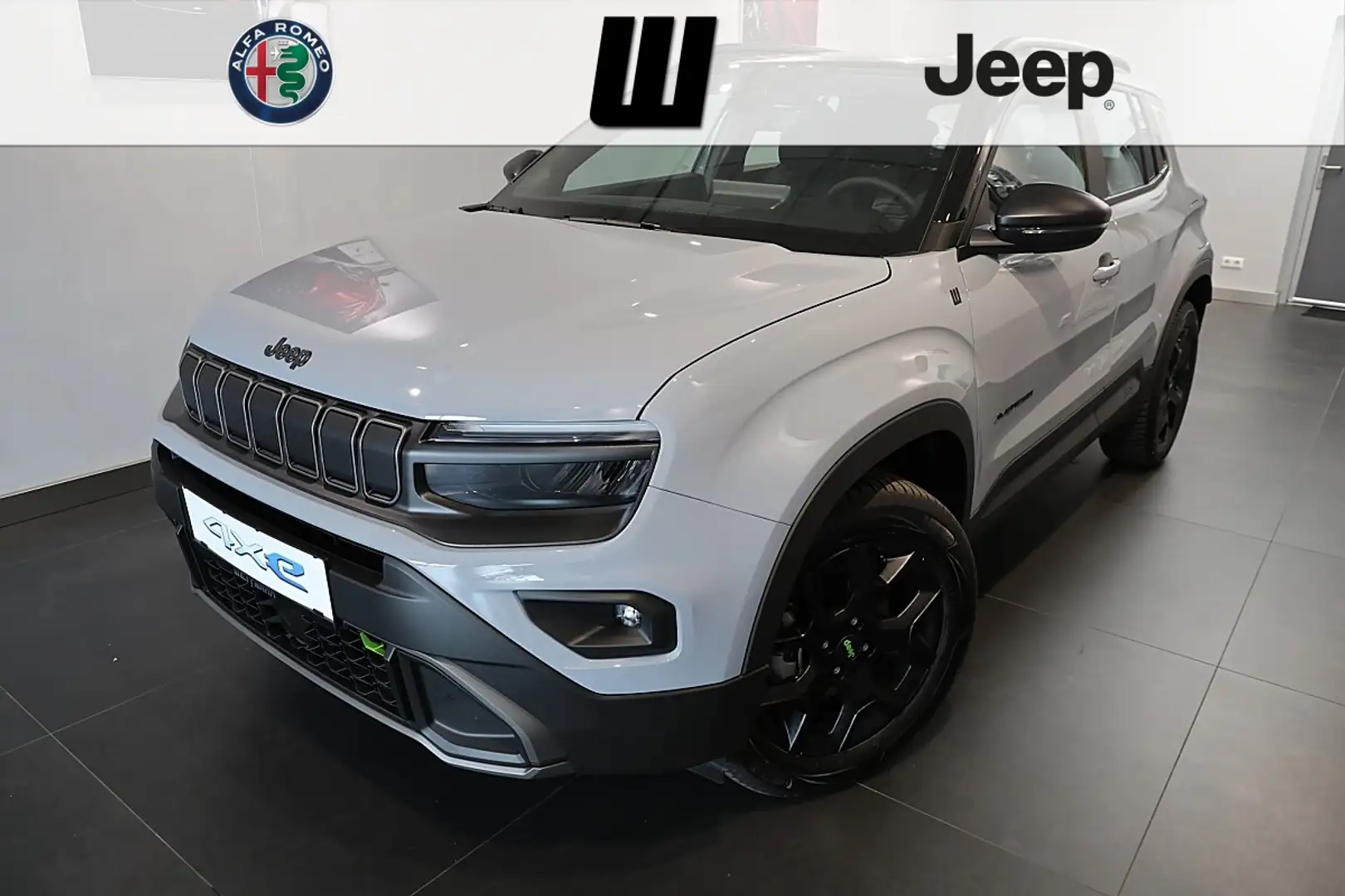 Jeep Avenger 1,2 e-Hybrid 4xe DCT6 UPLAND Schwarz - 1