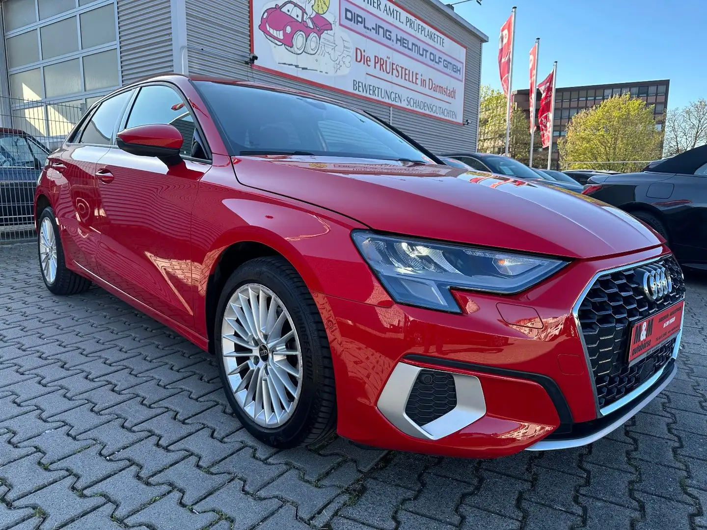 Audi A3 SB 30 TFSI advanced Virtual/LED/Assist/PDC Rot - 2