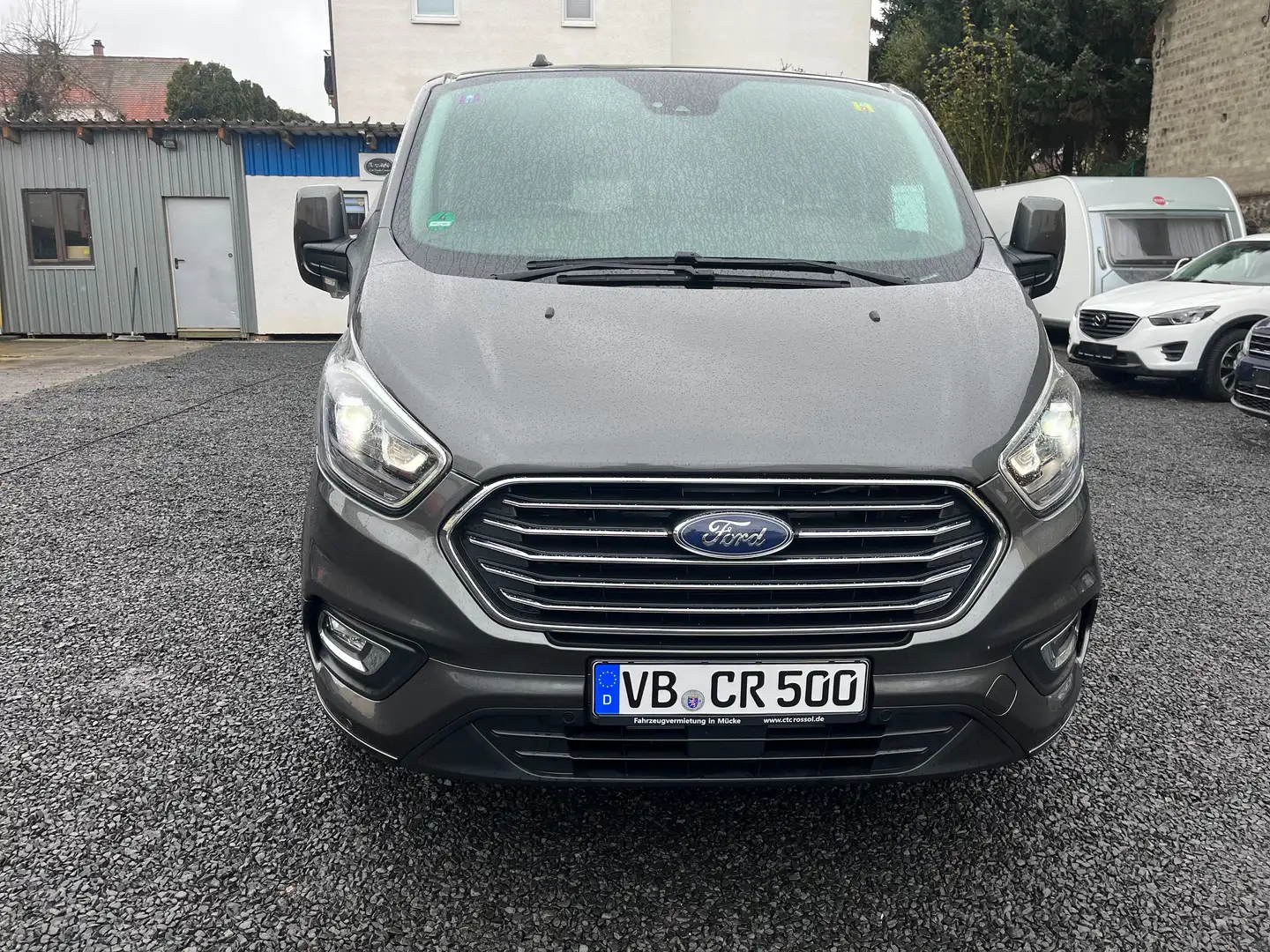 Ford Transit Custom 320 L2 Tourneo Titanium Grau - 2