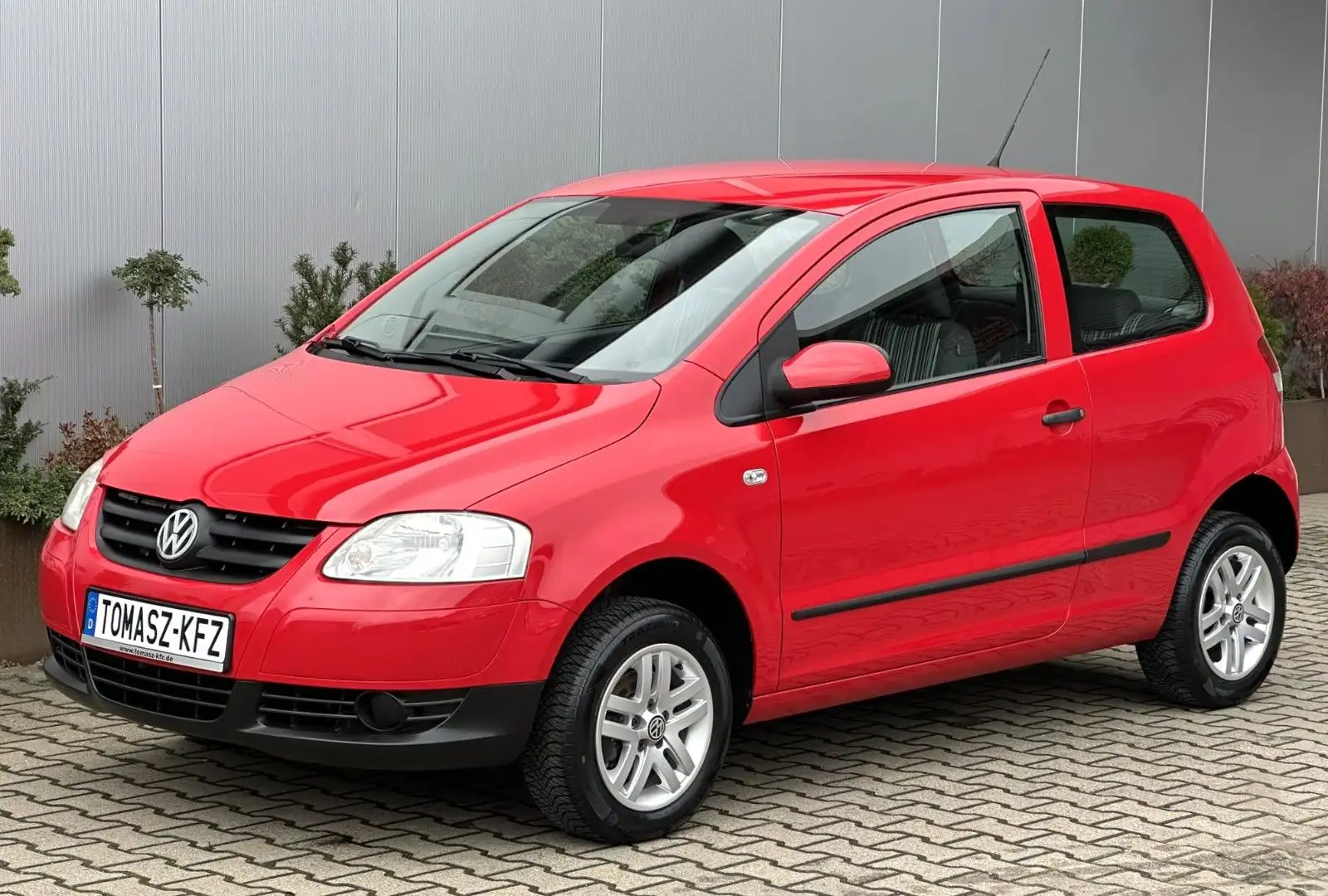 Volkswagen Fox 1.4 MPI Fresh*AC*SHz*Alu*ZV*Reifen+Insp. NEU Rouge - 2