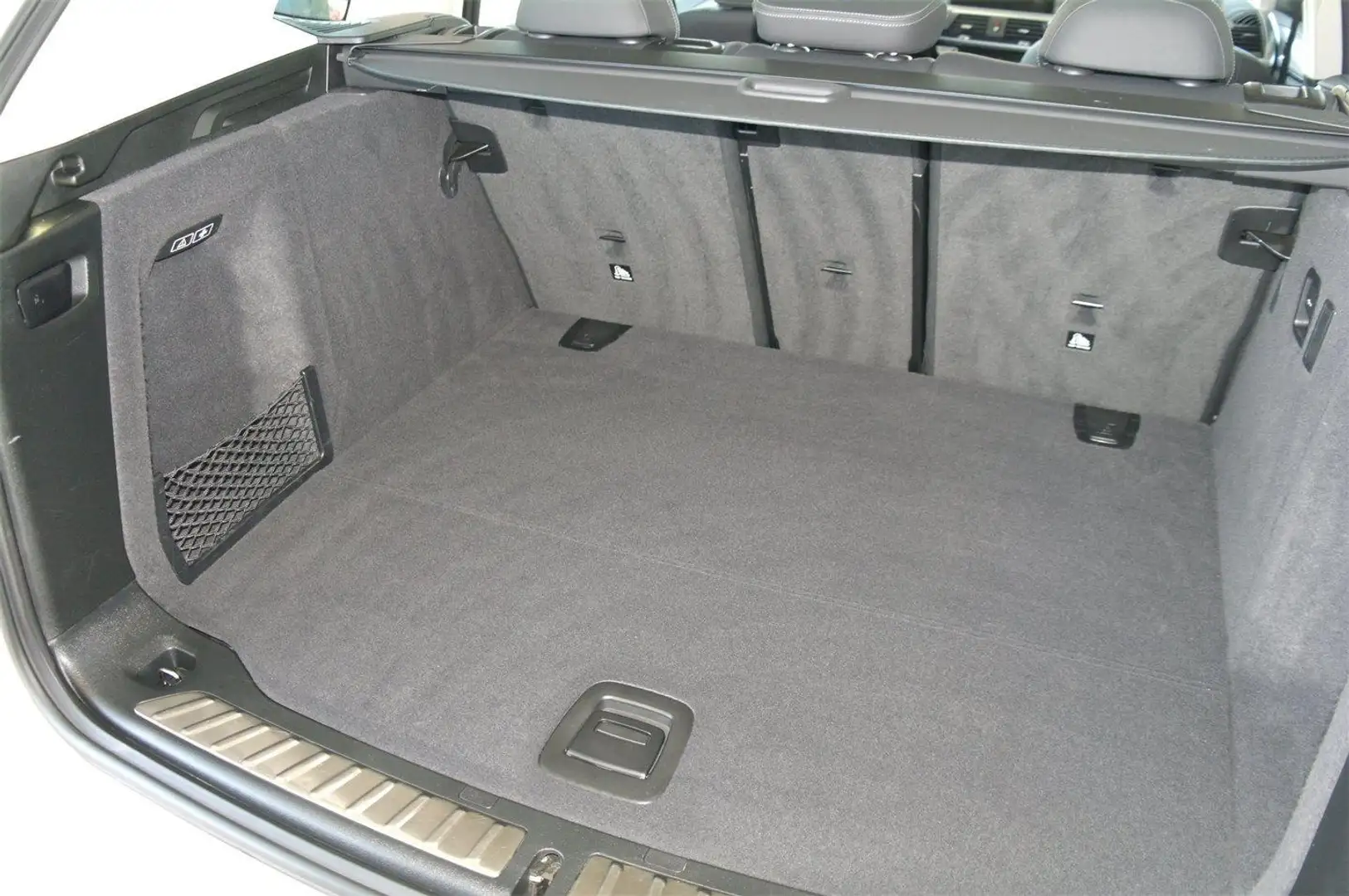 BMW iX3 Blanc - 2