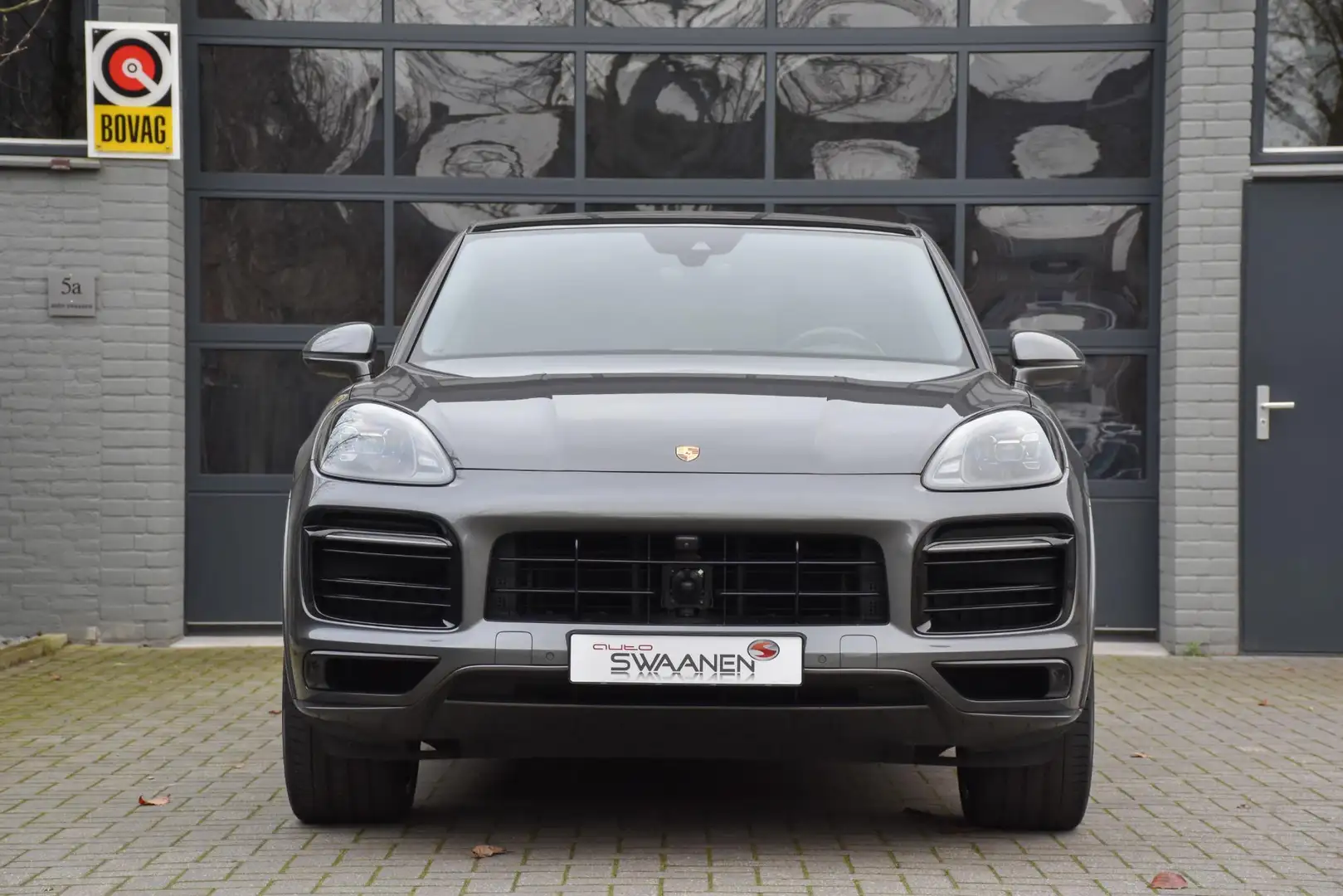 Porsche Cayenne Coupé 3.0 E-Hybrid | ACC | GTS-stoel | Chrono | Pa Gris - 2