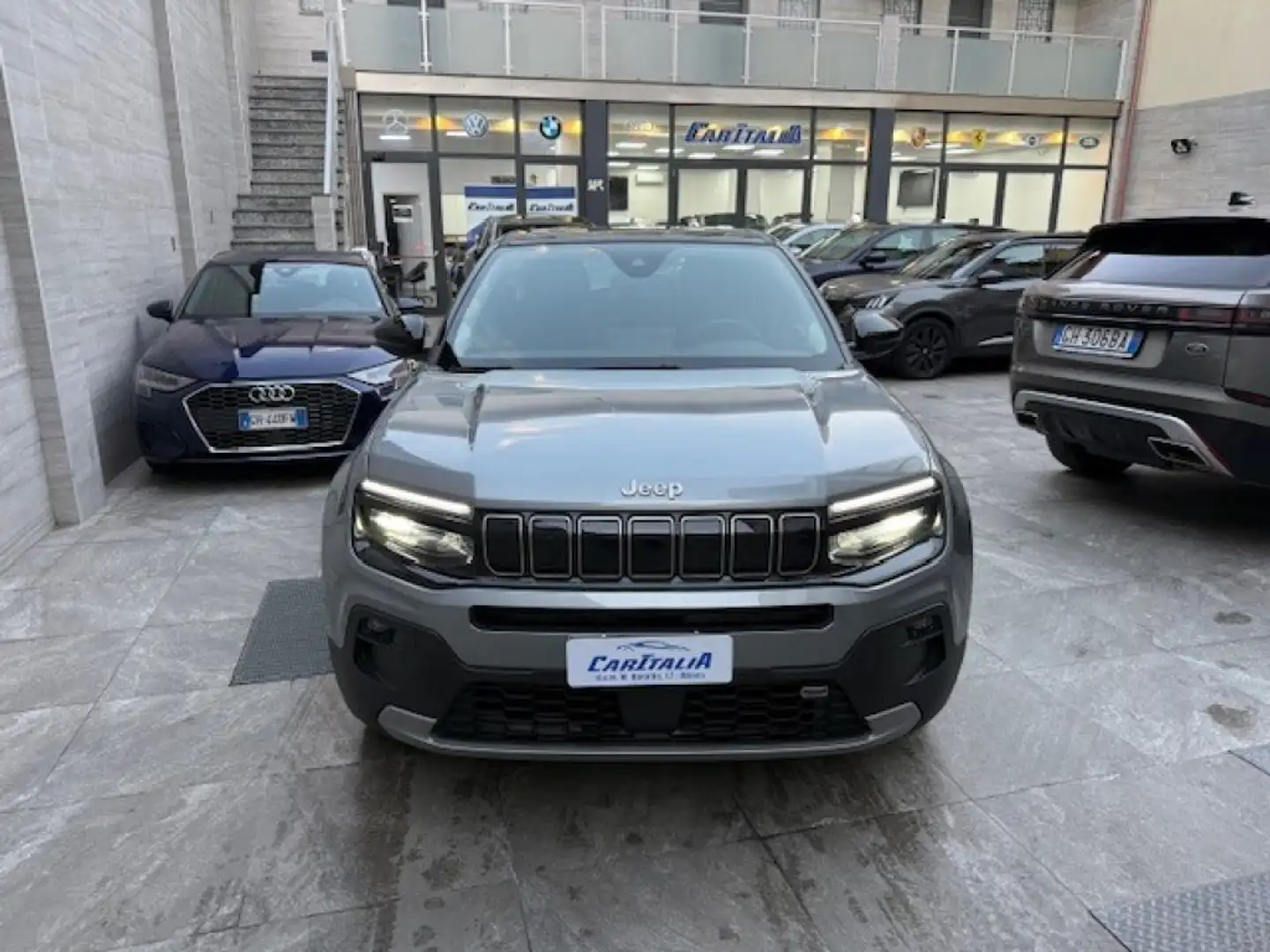 Jeep Avenger 1.2 Turbo 100 CV MHEV Altitude Zilver - 2