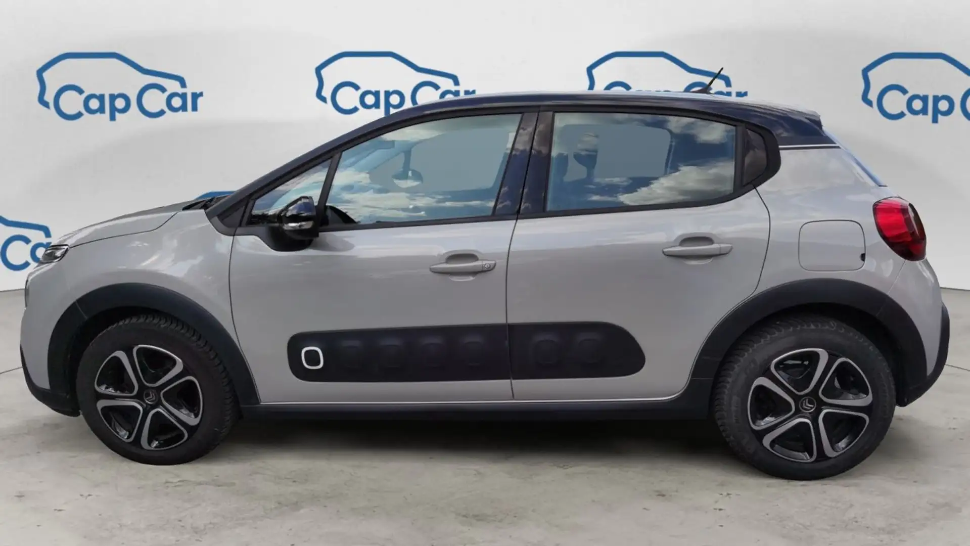 Citroen C3 III 1.2 PureTech 82 Shine - Entretien constructeur Beige - 2