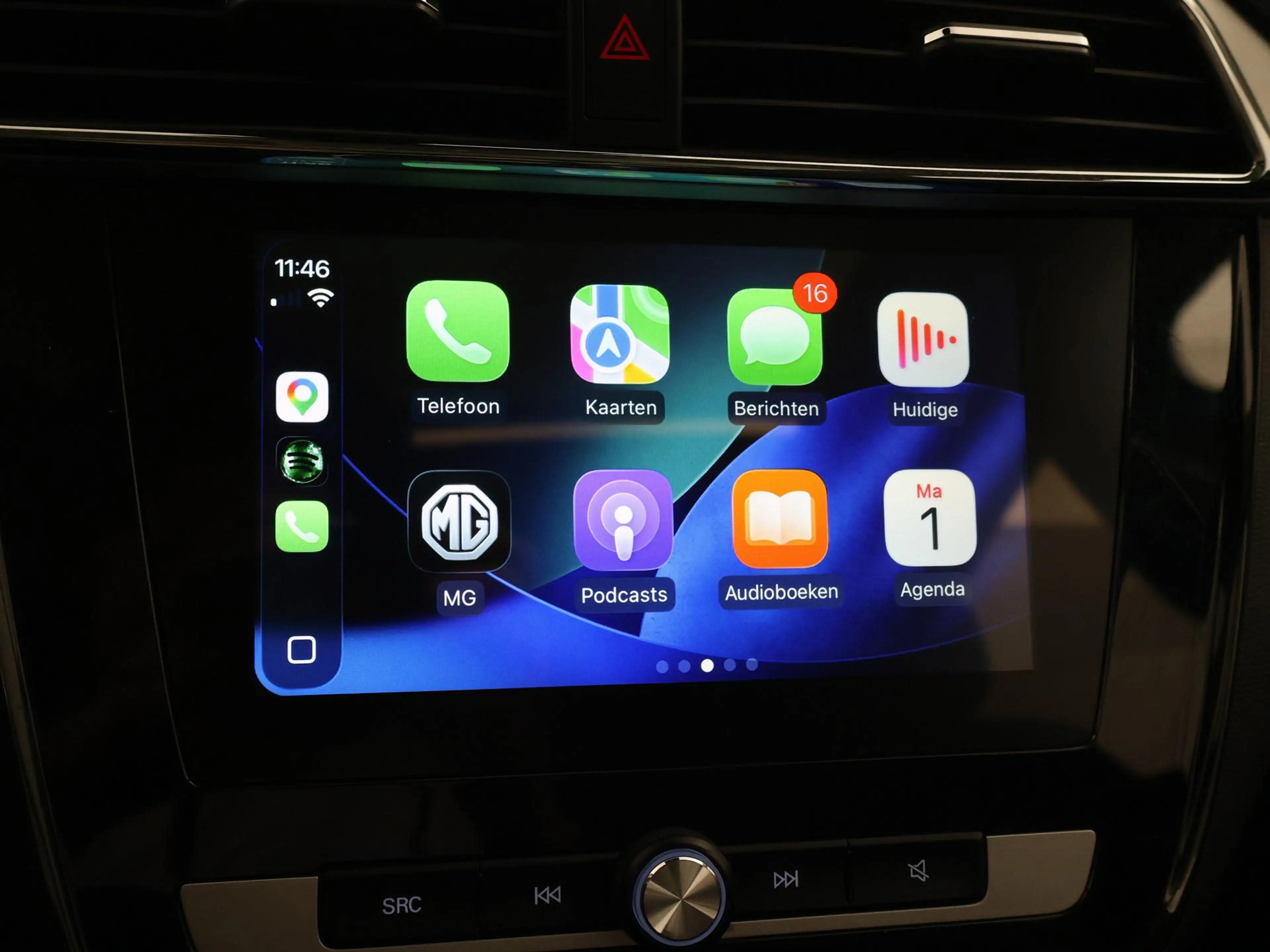 MG ZS MG EV LUXURY 45 kWh + TREKHAAK | PANORAMA | JBL 95 — photo 20