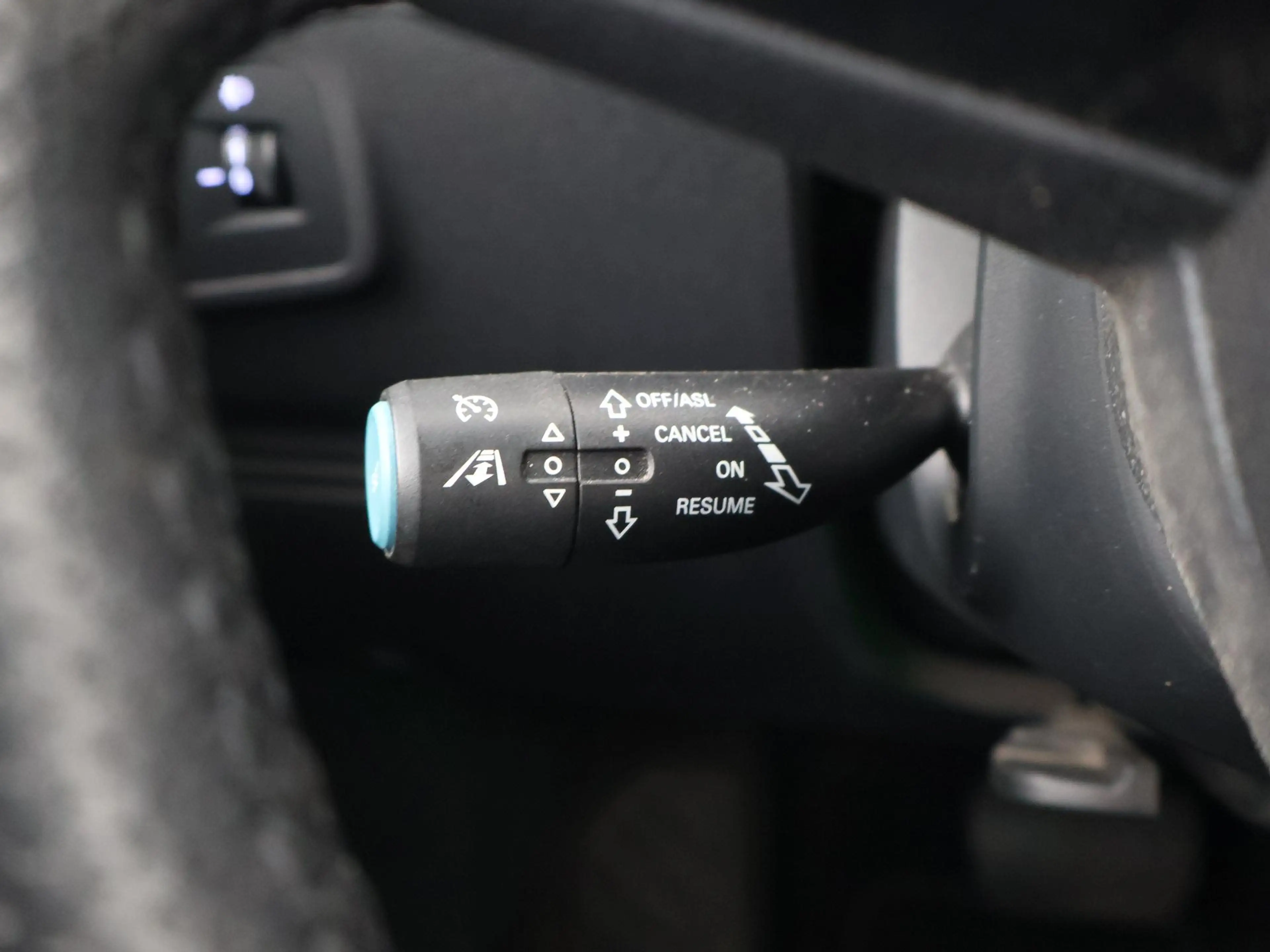 MG ZS MG EV LUXURY 45 kWh + TREKHAAK | PANORAMA | JBL 95 — photo 21