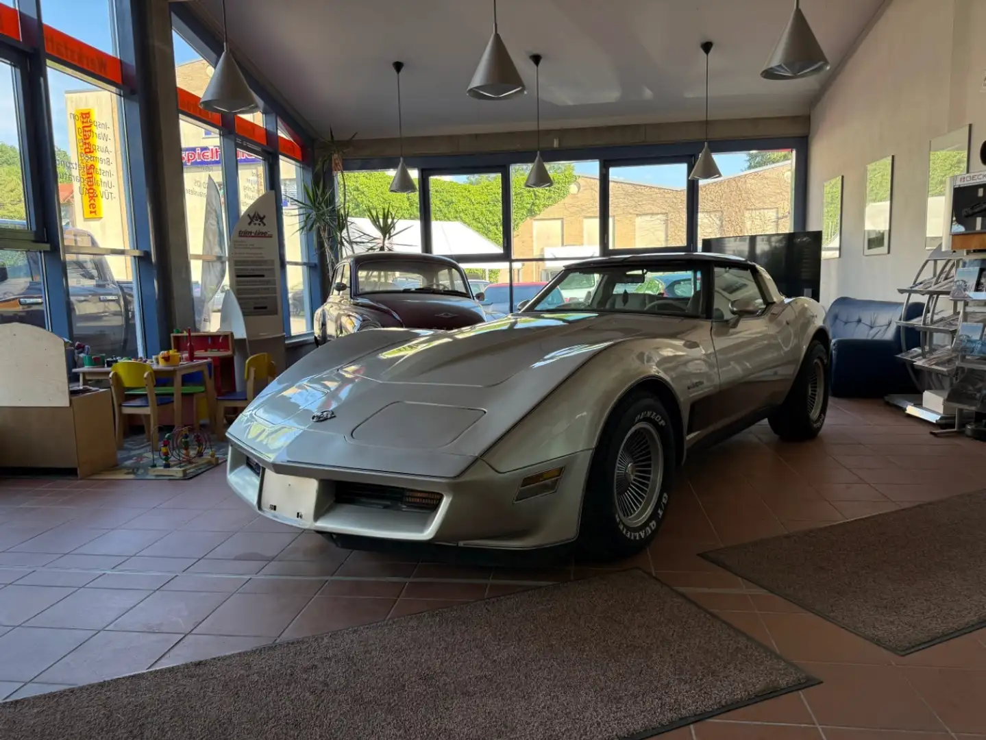 Chevrolet Corvette Chevrolet C3 Targa Collectors Edition Zlatá - 1