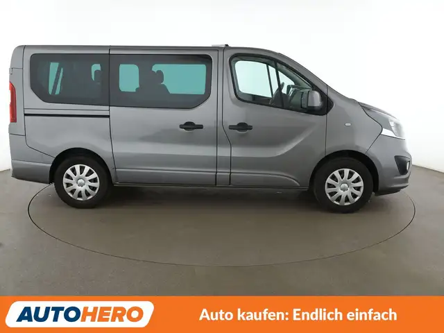Opel Vivaro view 7