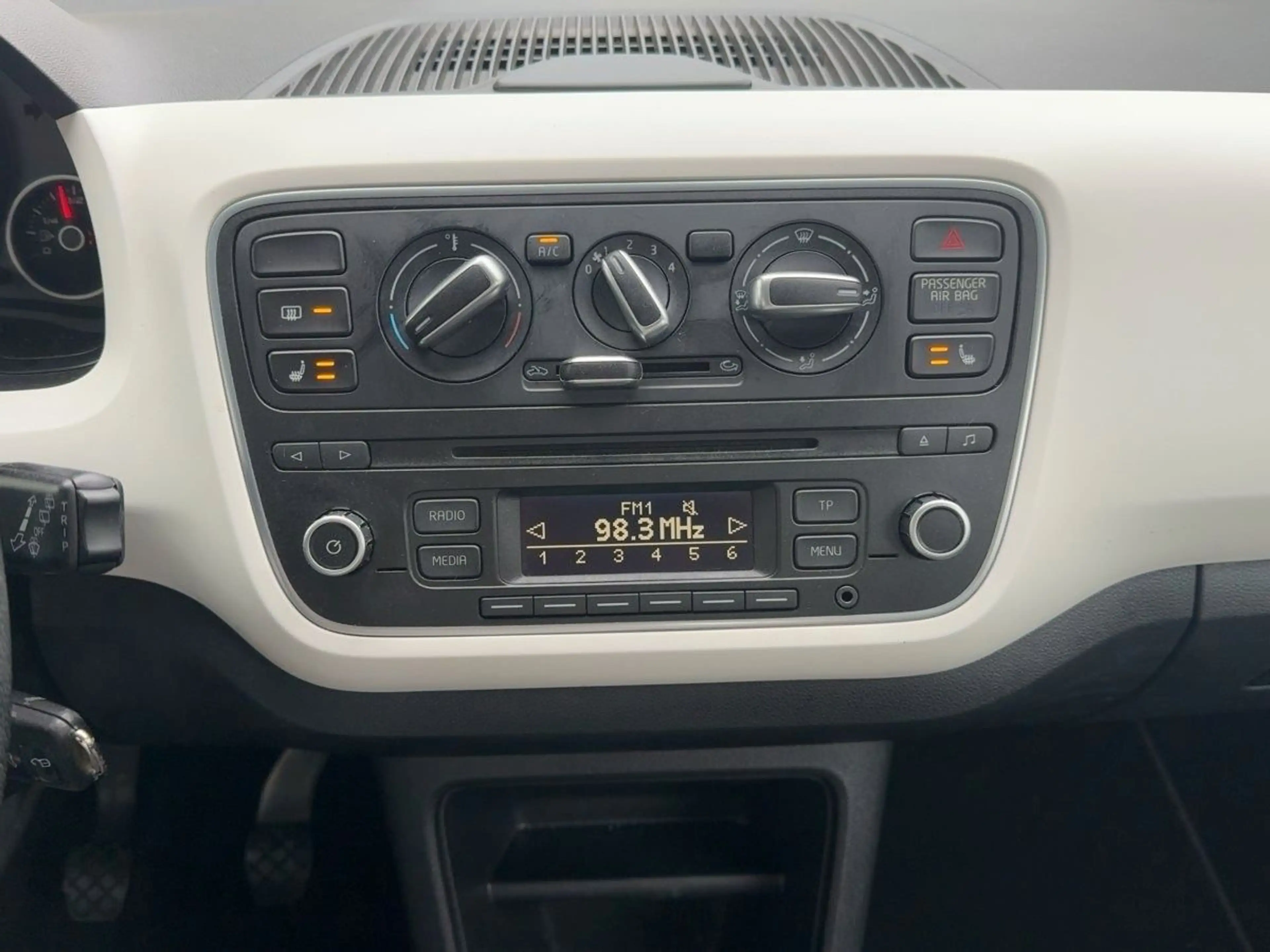 SEAT Mii 1.0 Chic Scheckheft gepfl. 2. Hand TÜV — photo 11