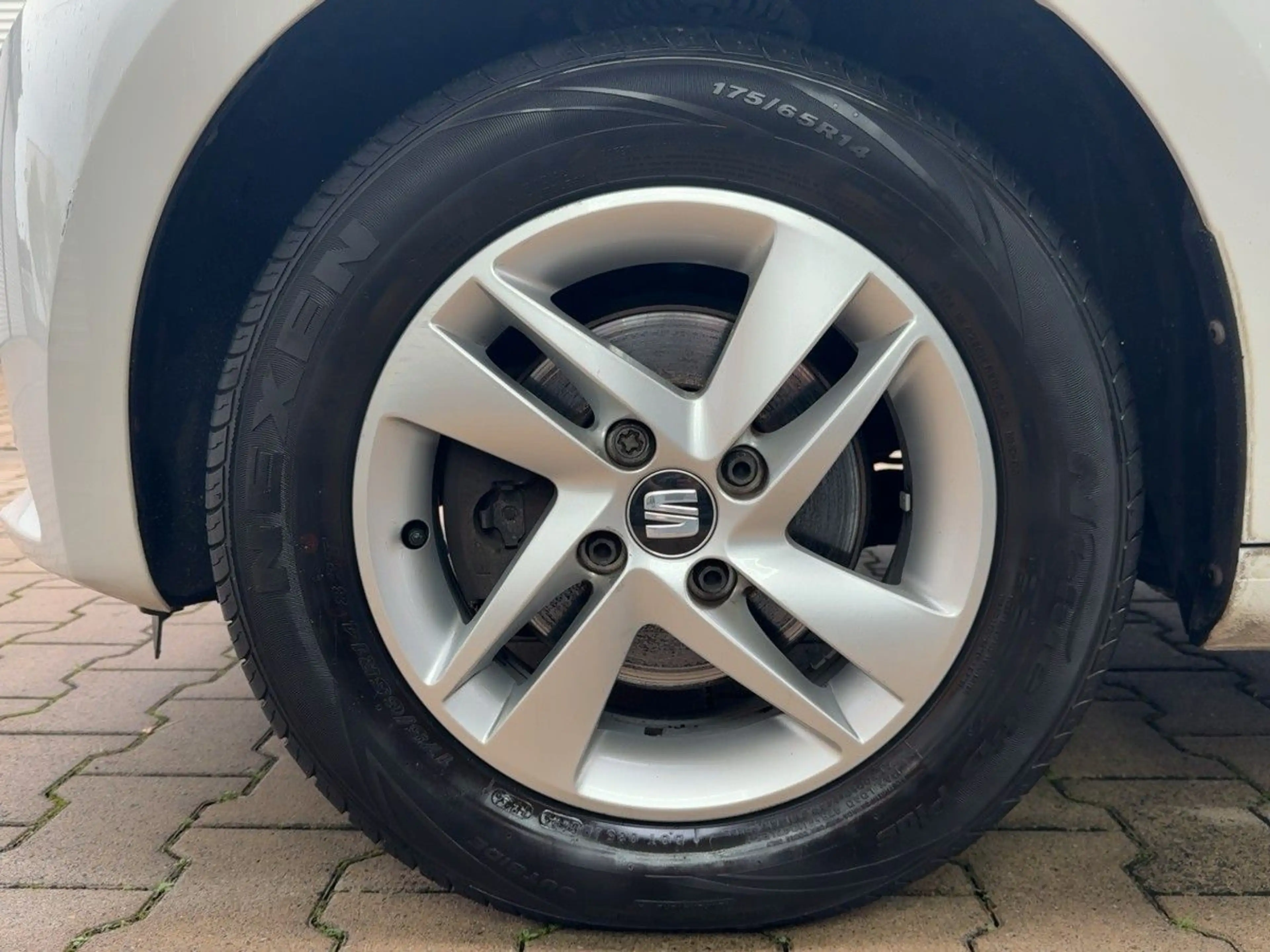 SEAT Mii 1.0 Chic Scheckheft gepfl. 2. Hand TÜV — photo 12