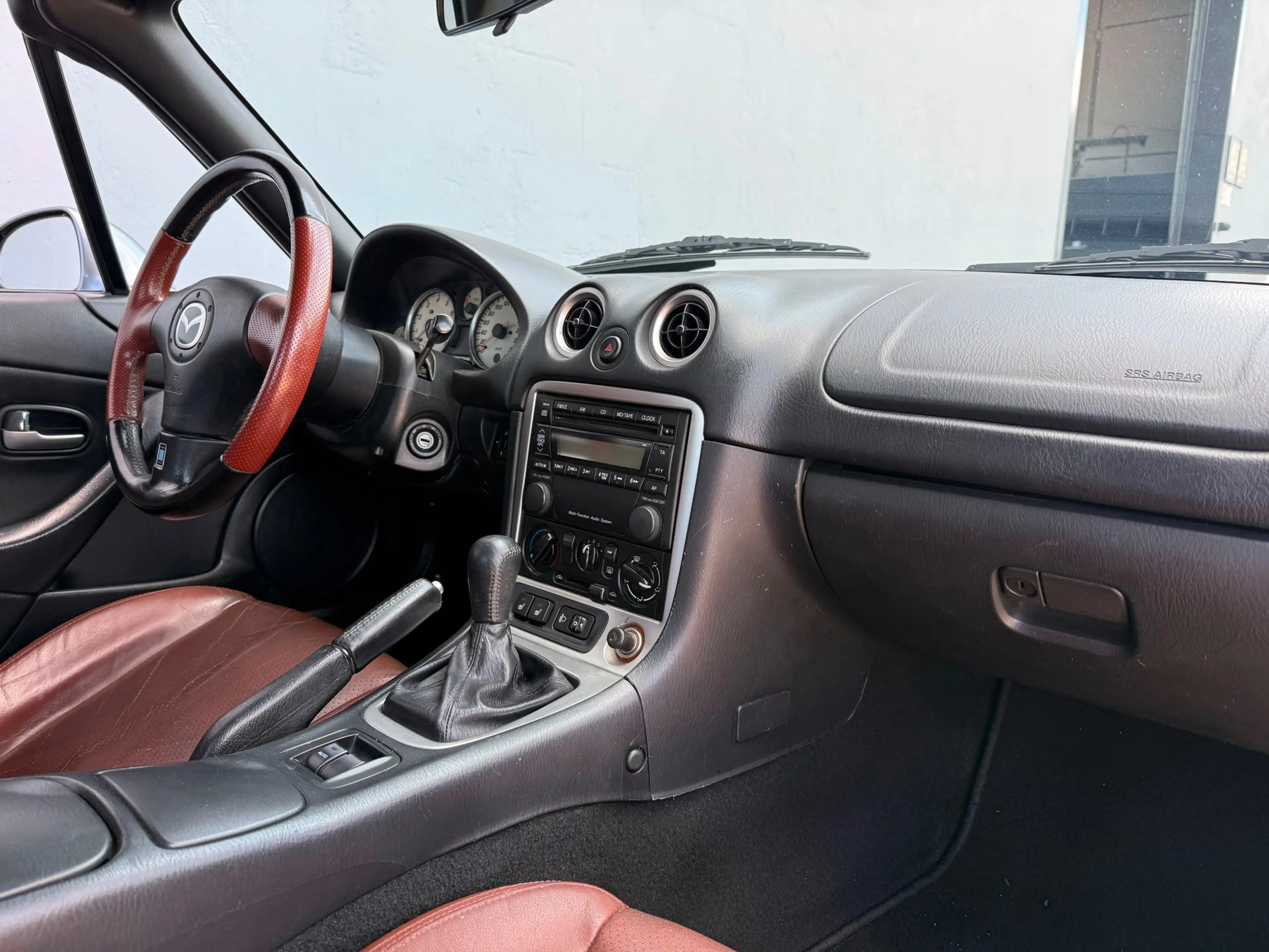 Mazda MX-5 1.6i Touring - Goed Onderhouden - Kap Nieuwstaat — photo 8
