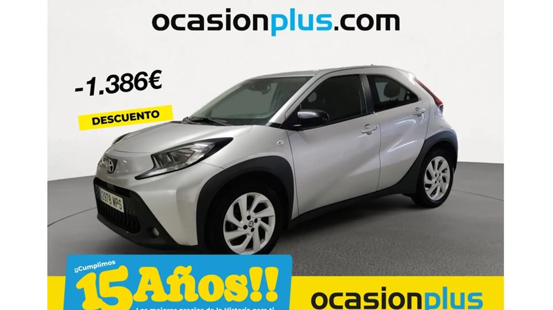 Toyota Aygo Play Gris - 1