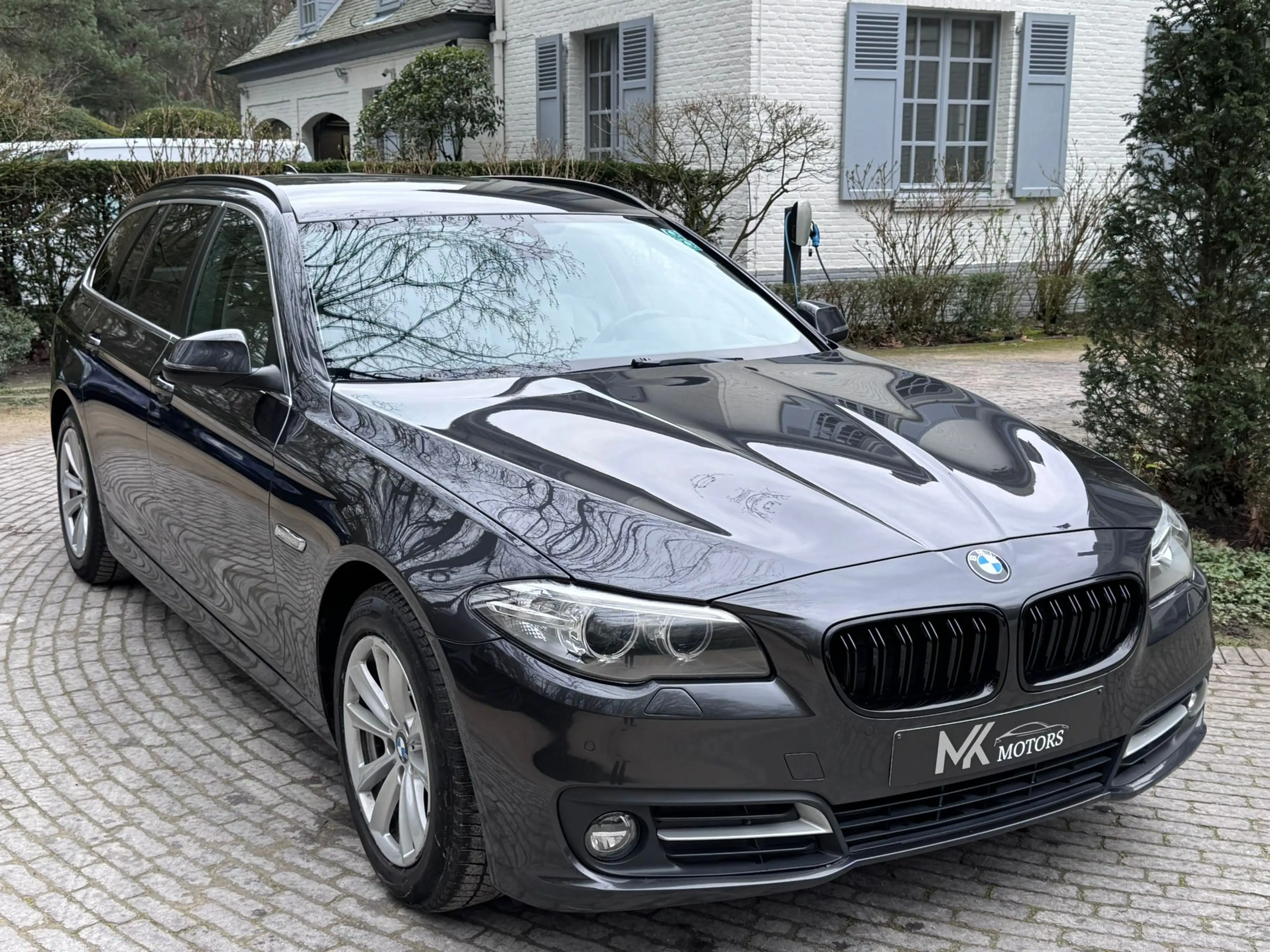 BMW 518 d Touring/ Facelift/ Navi Pro/ HUD/ Leder/Trekhaak