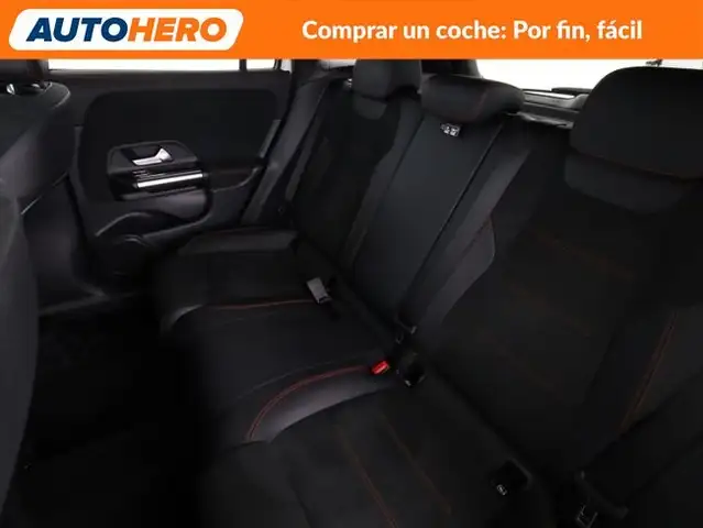 Mercedes-Benz Gla view 15