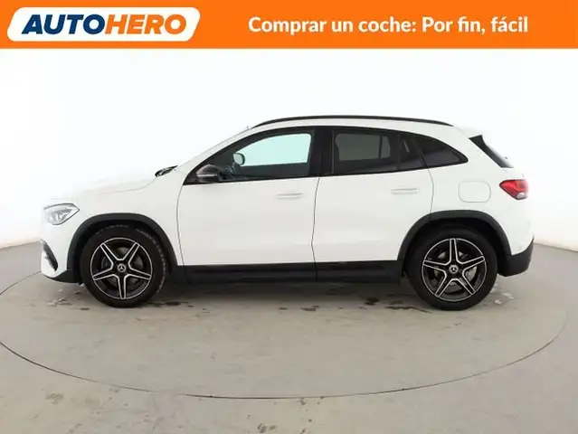 Mercedes-Benz Gla view 3
