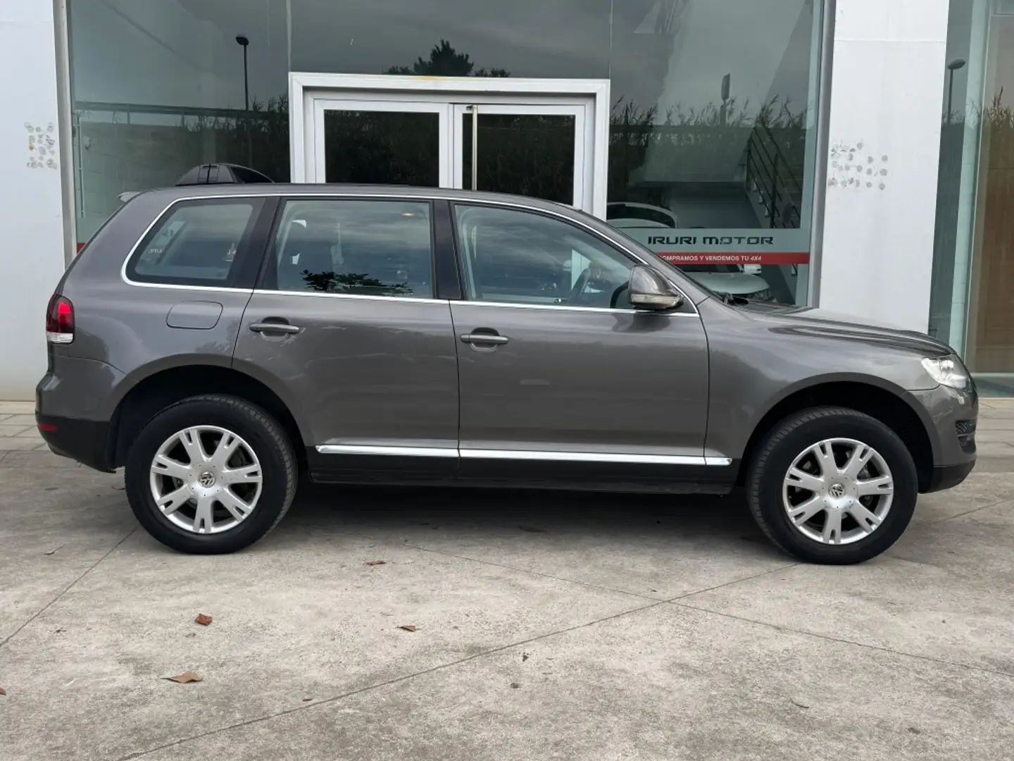 Volkswagen Touareg 3.0TDI 240 Tiptronic Beige - 1