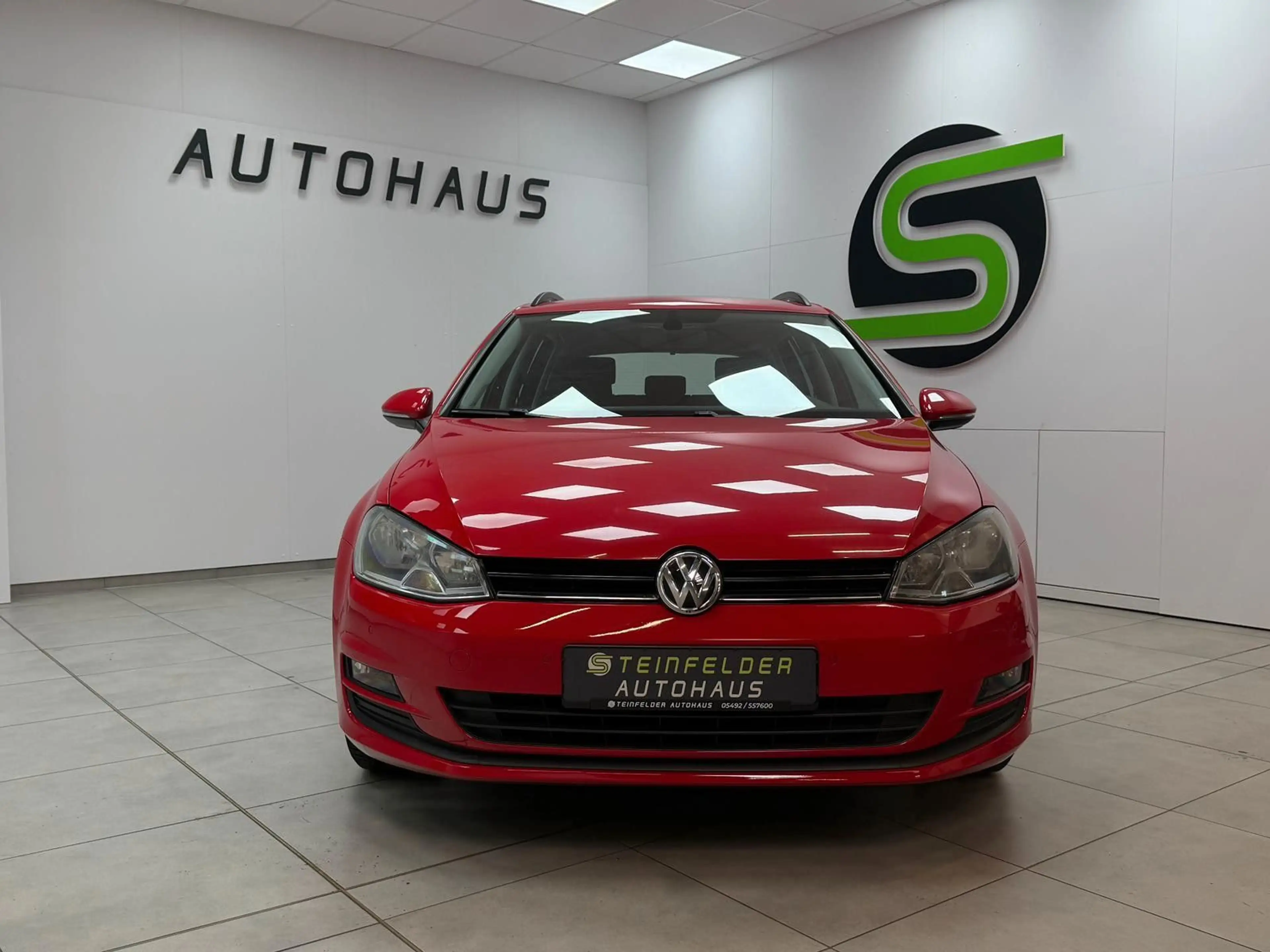 Volkswagen Golf VII 1.2TSI Variant / AHK / KLIMA / LM-FELGE — photo 2