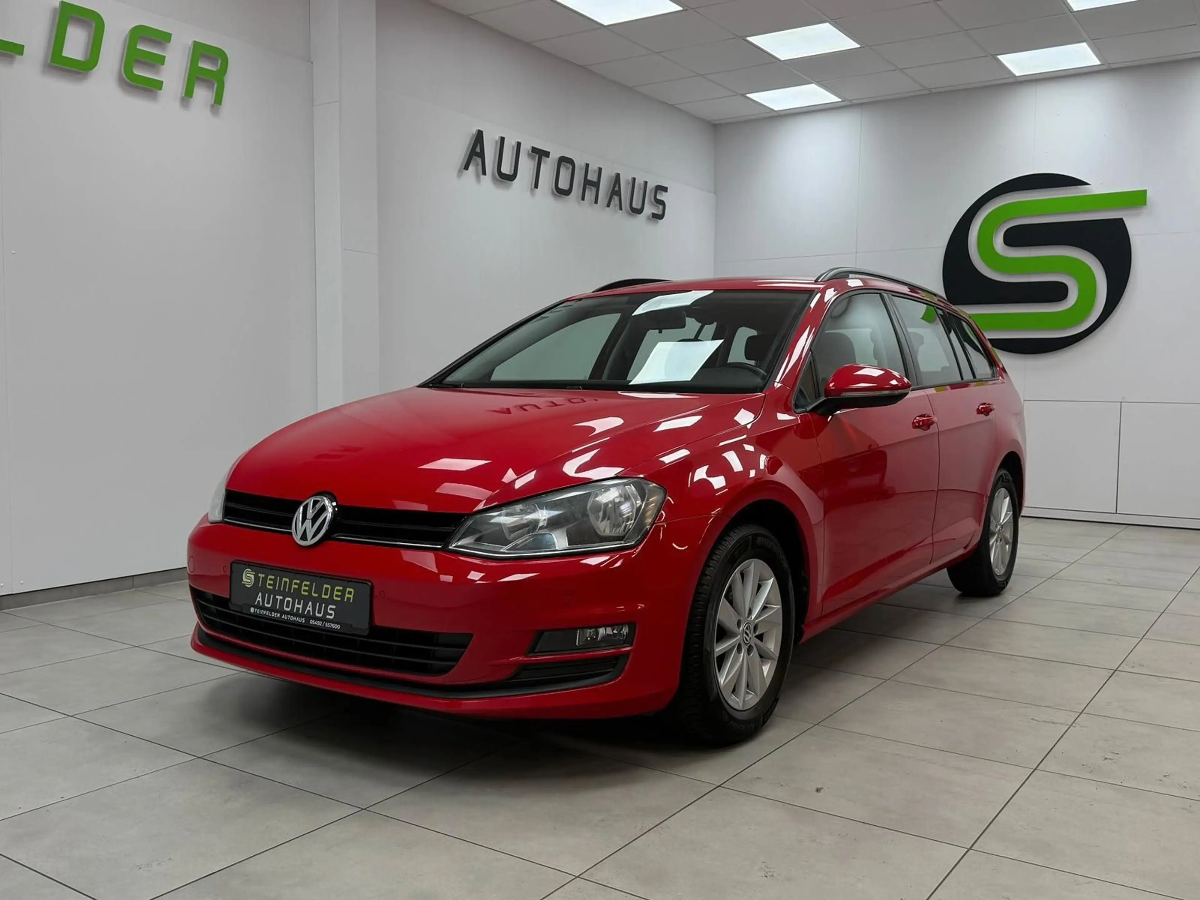 Volkswagen Golf VII 1.2TSI Variant / AHK / KLIMA / LM-FELGE — photo 3