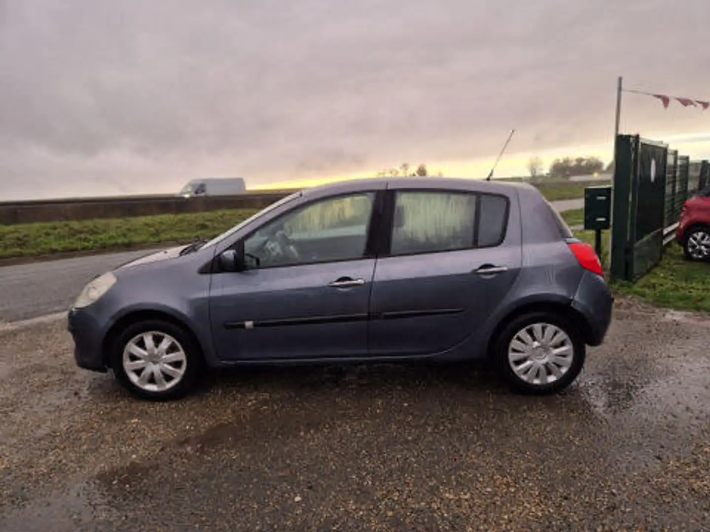 Renault Clio Clio 1.5 dCi 85 Campus Dynamique - 1