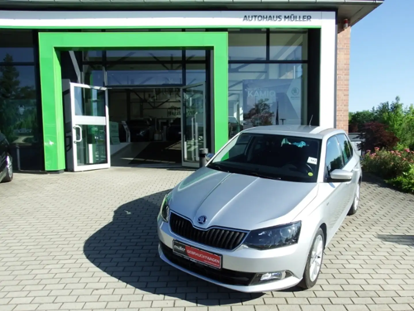 Skoda Fabia Drive 1.2TSI 81KW DSG RFK PDC  AHK Argento - 2
