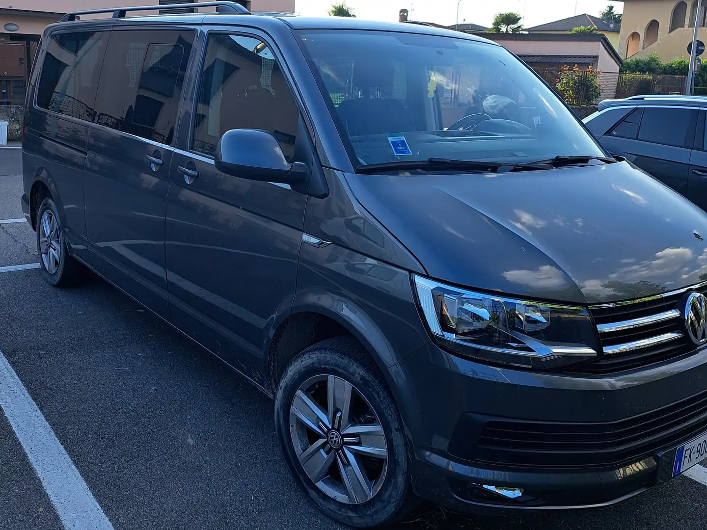 Volkswagen T6 Caravelle Сірий - 1