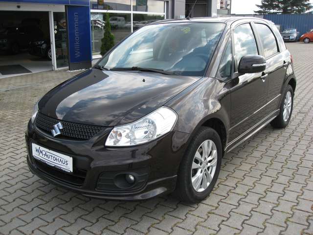 Imagine Suzuki SX4 Classic 1.6 VVT 4x2 City+ Navi, Sitzheizung, WR