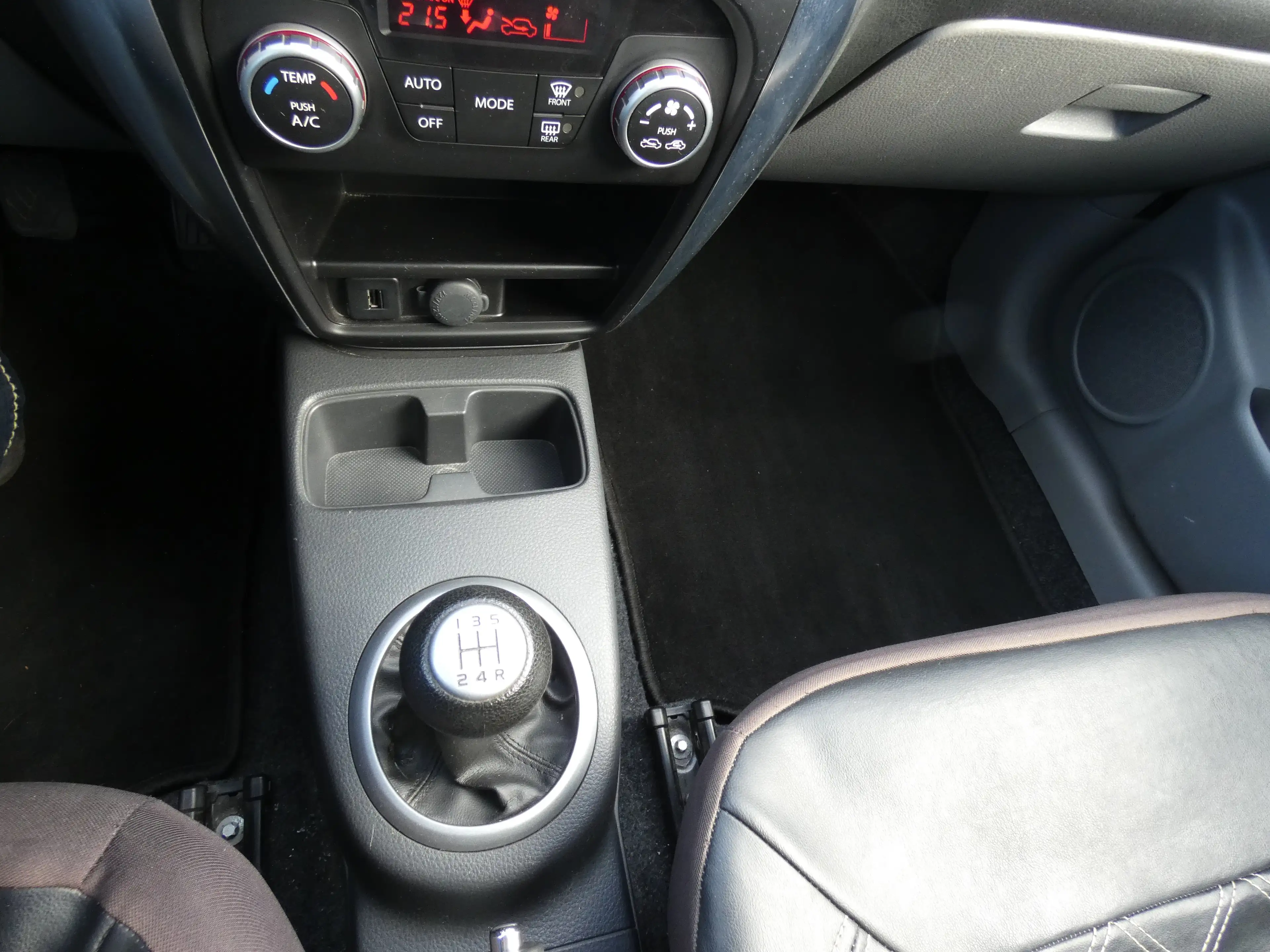 Suzuki SX4 Classic 1.6 VVT 4x2 City+ Navi, Sitzheizung, WR — photo 12
