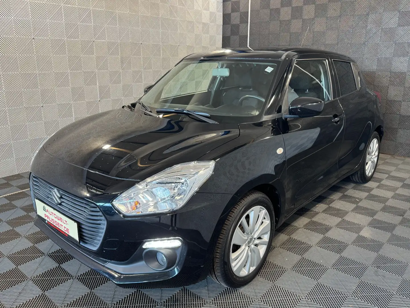 Suzuki Swift Comfort*BOOSTERJET*R.KAM-SHZ-PDC-BLUETOOTH Schwarz - 2