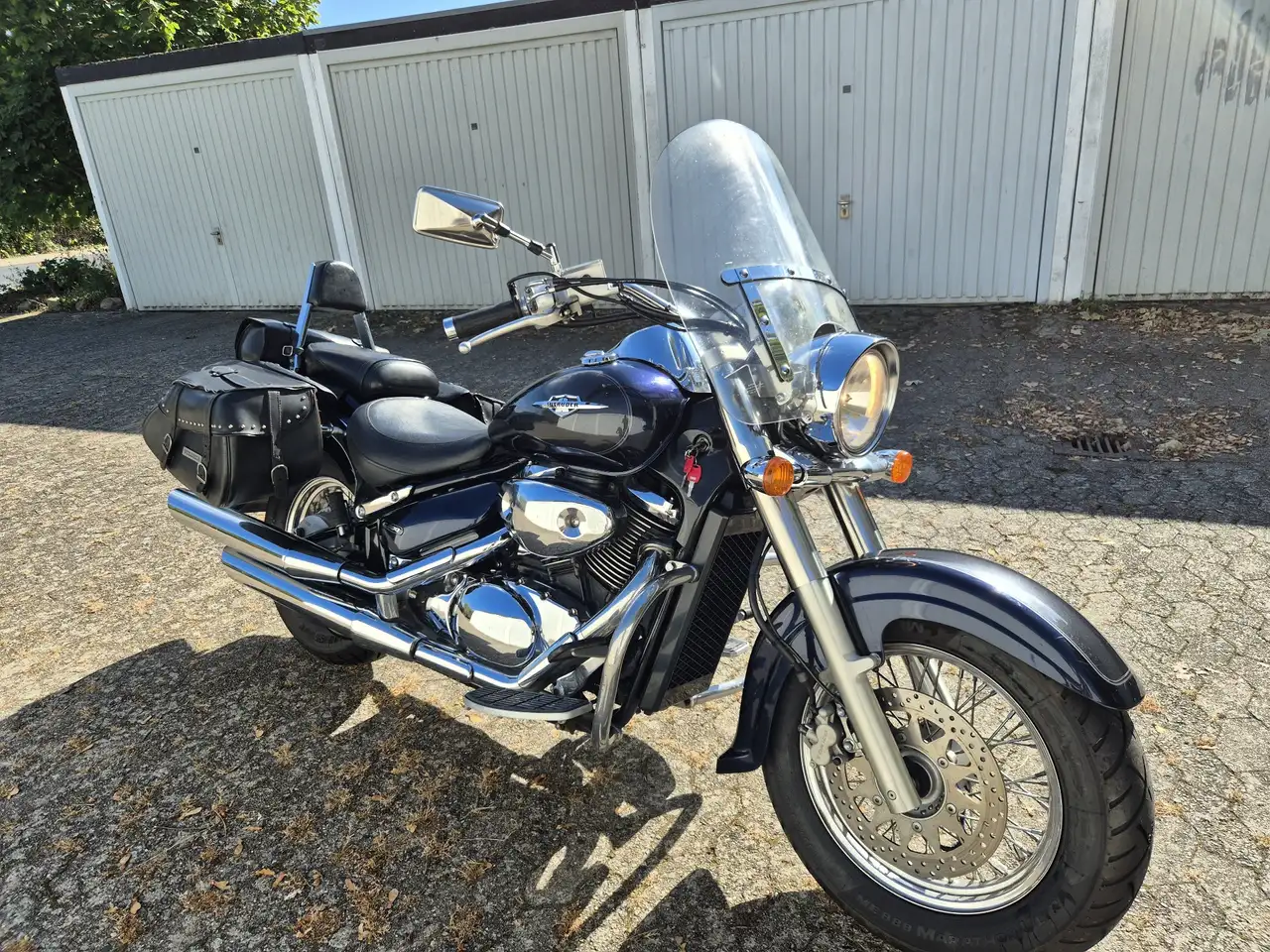 Suzuki VL 800
