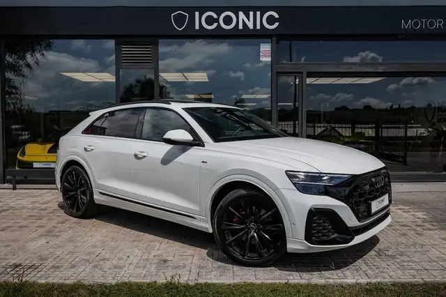 Audi Q8 main image